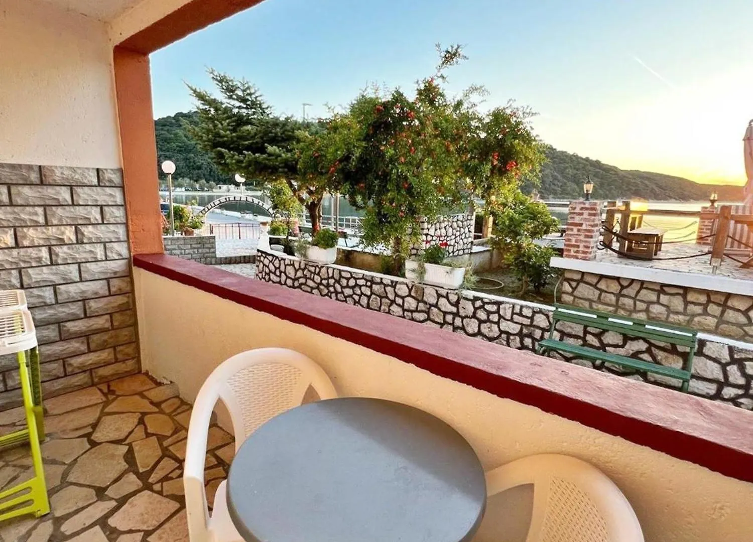Apartments Emily Kampor Croatia