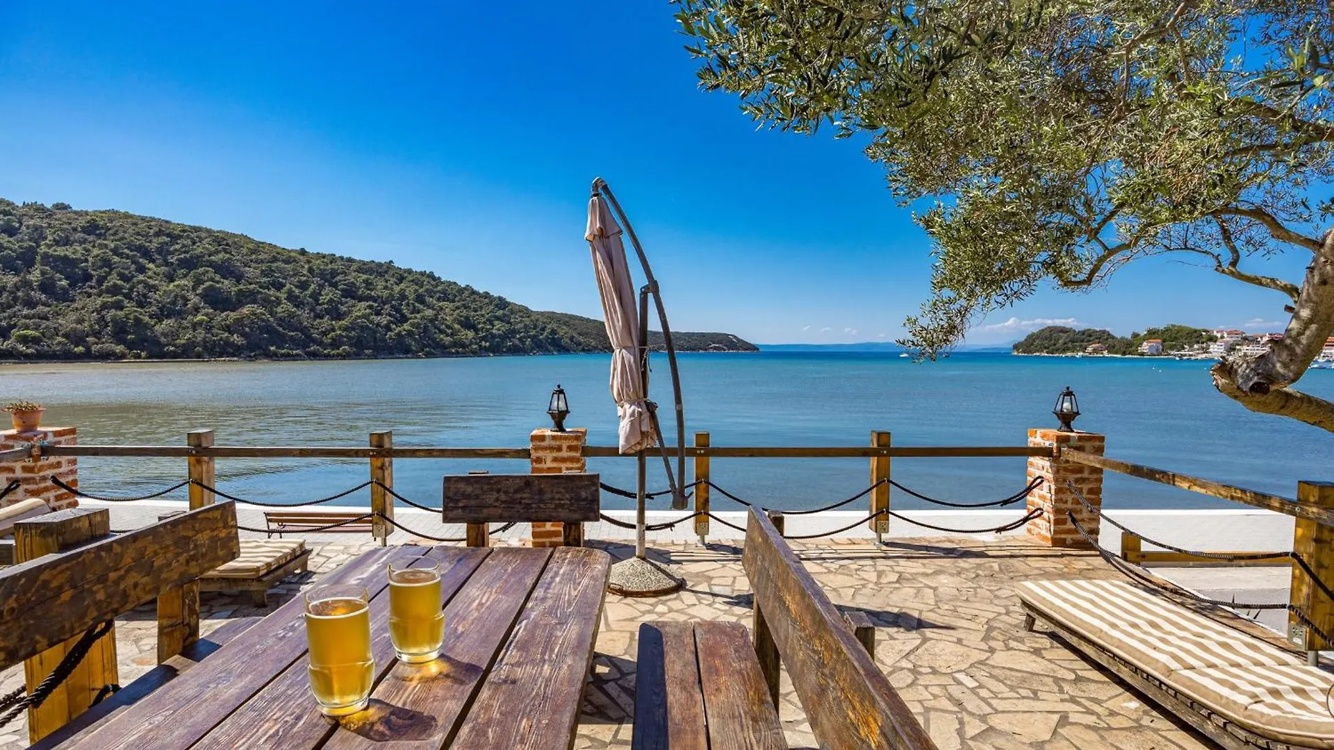 Apartments Emily Kampor Croatia